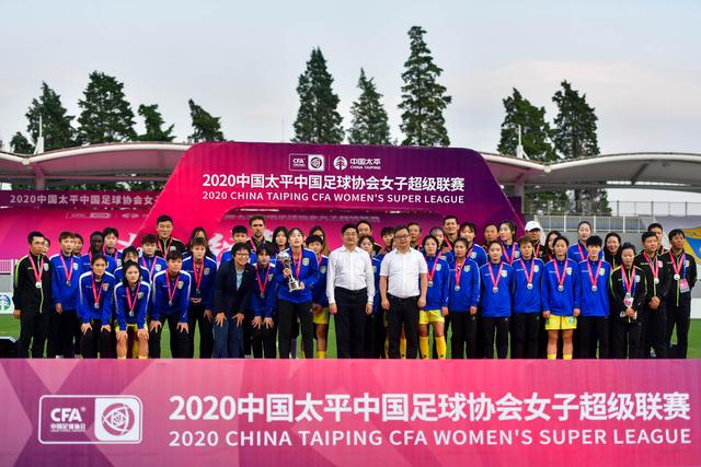 三亚亚沙会丨范俊杰夺得赛会首金 中国队包揽游跑两项个人赛金牌